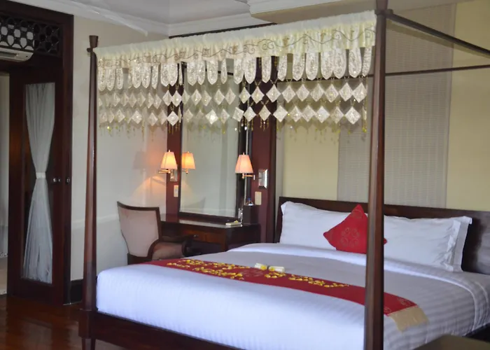 Anhera Hotel